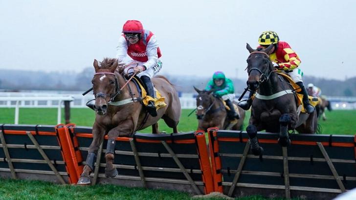 Adrian Heskin riding Tritonic at Ascot